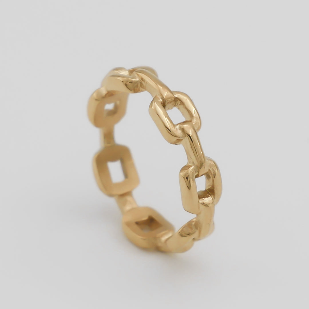 Cleo Chain Ring