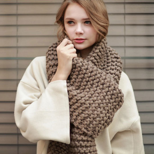 Handmade Chunky Knitted Scarf - Brown – Pomkin