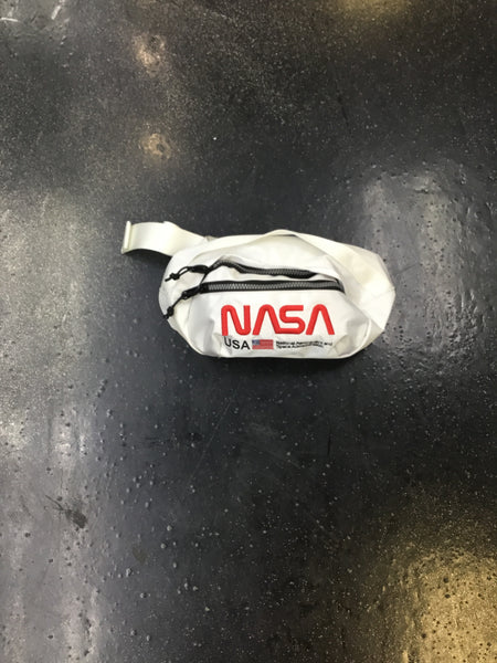 hudson nasa worm backpack