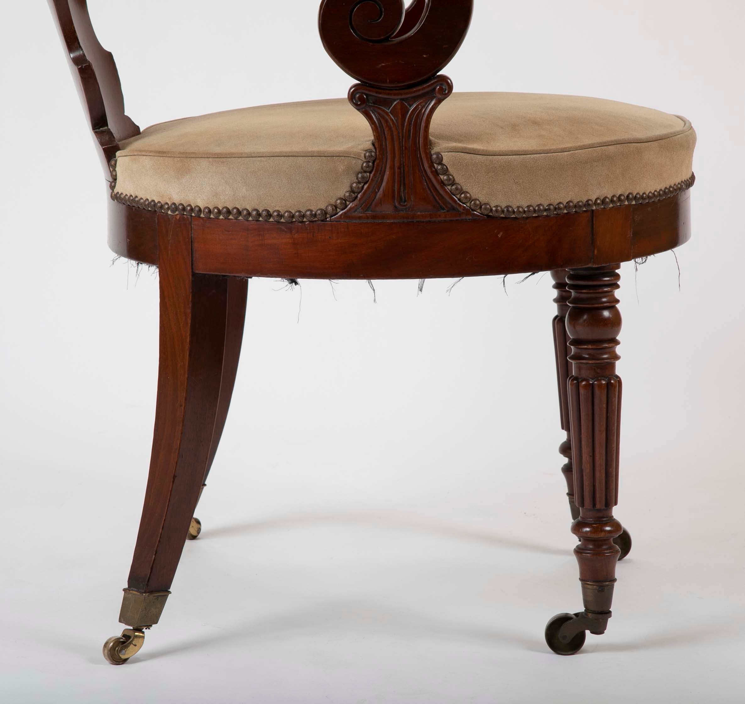 Restauration Mahogany Fauteuil