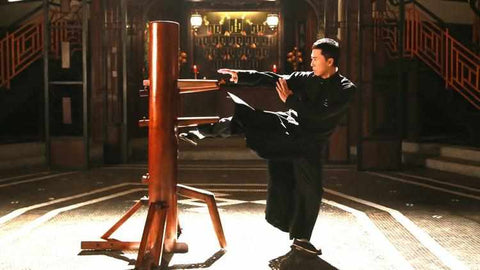 Donnie Yen shows us his Wing Chun Kung Fu techniques