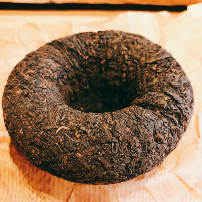 Blind Tasting with Shinzo Shiratori--Sample A 1980's Xia Guan Ripe Pu-Erh