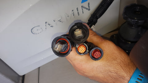 Photo showing an example of Sounder plugs for your boat