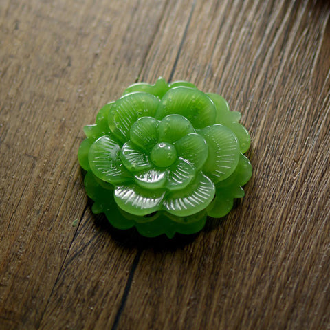 Natural jade carving Siberian nephrite jade flower