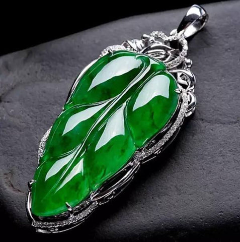Natural jade pendant jadeite gold pendant