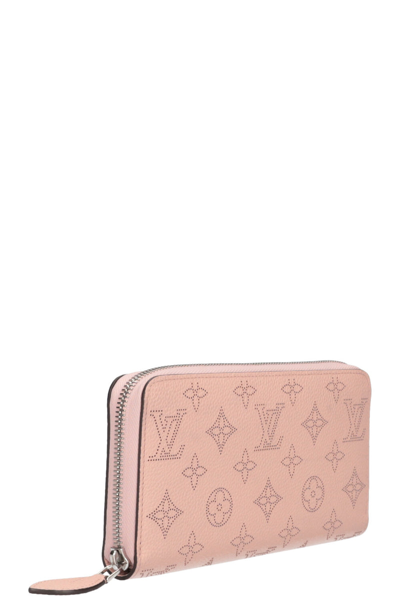 Louis Vuitton Wallet | thepadoctor.com