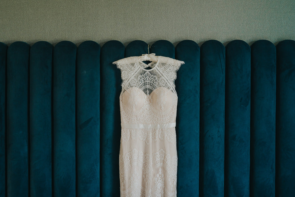 Catherine Deane | Real Bride Laura | Suri Gown