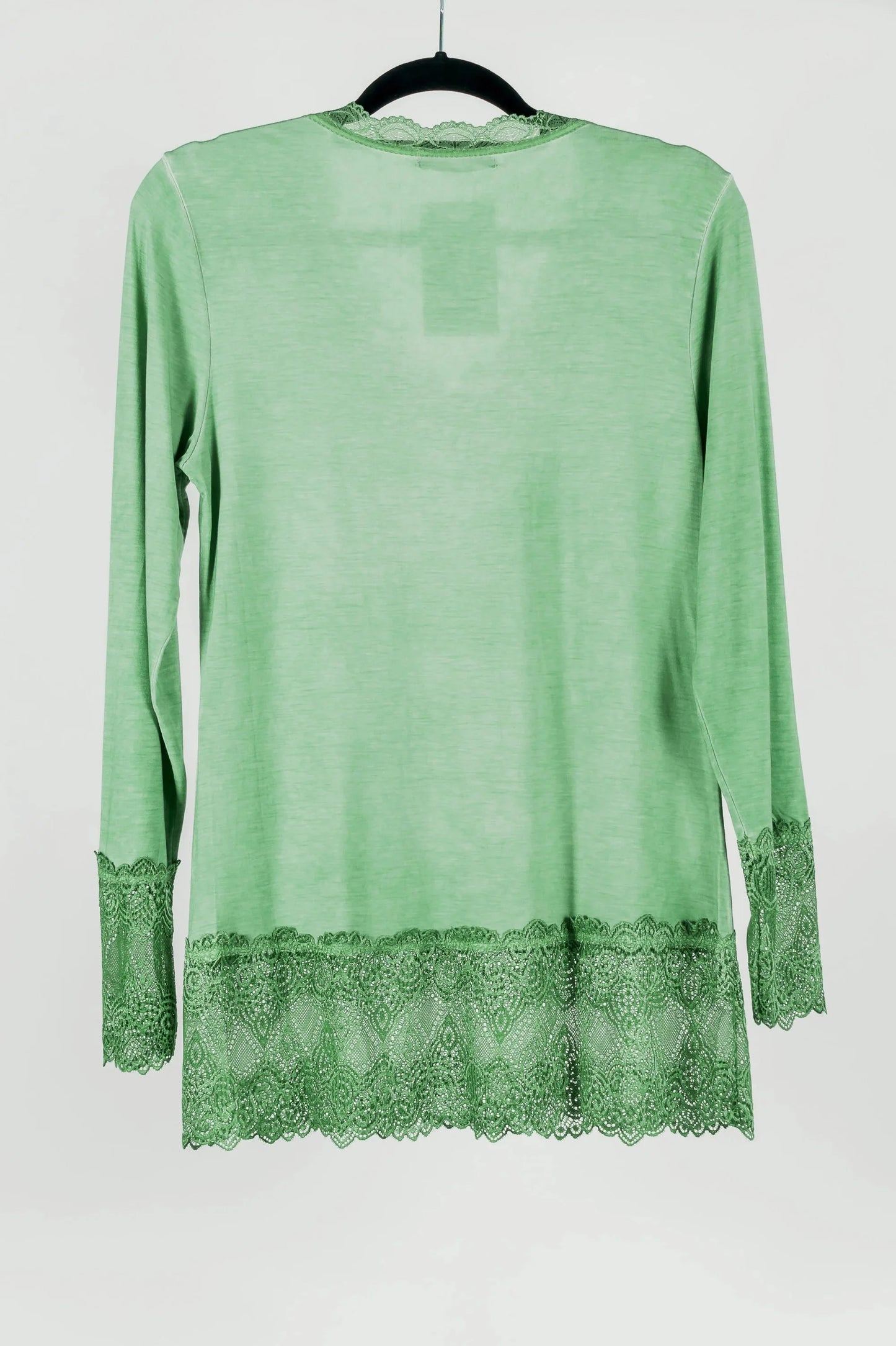 Básicas com renda - CAMISETAS LOLITA