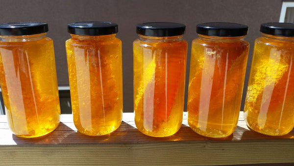 comb honey in jar