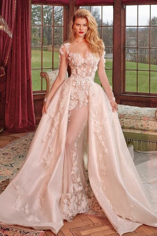 lace elegant wedding dress