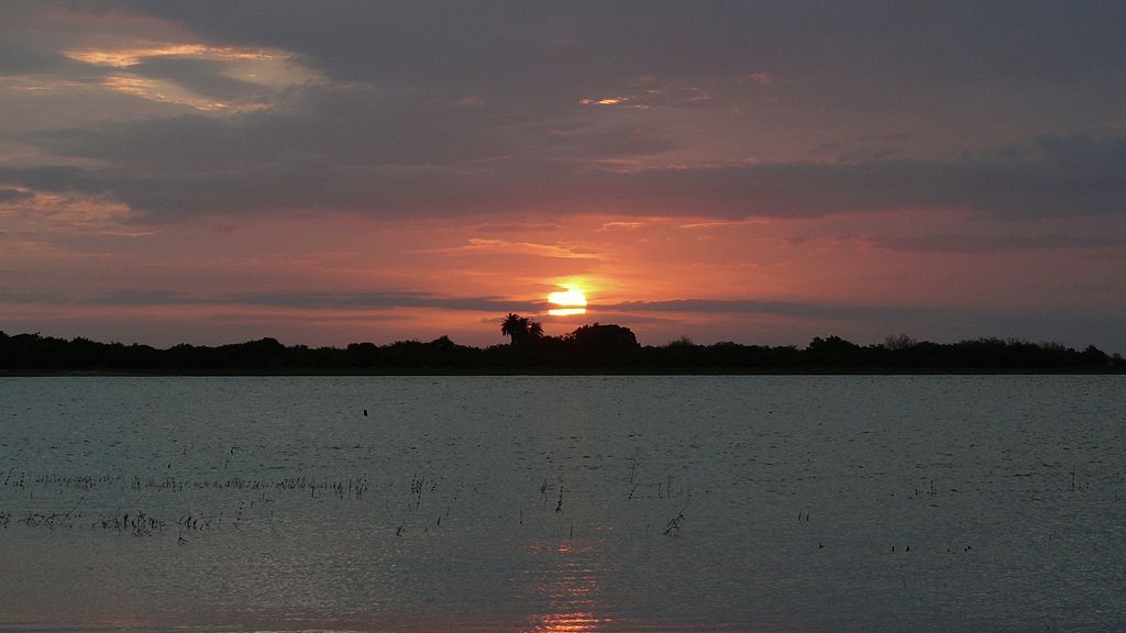 Lago Salto Grande al atardecer