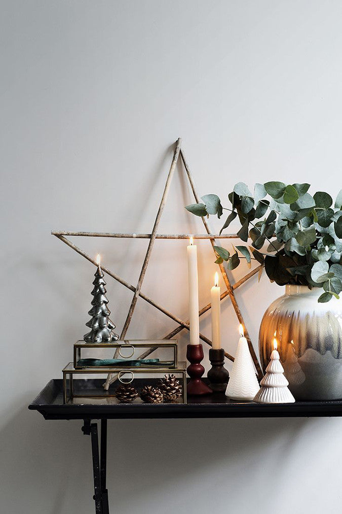 5 Tips For Decorating Small Spaces For The Holidays