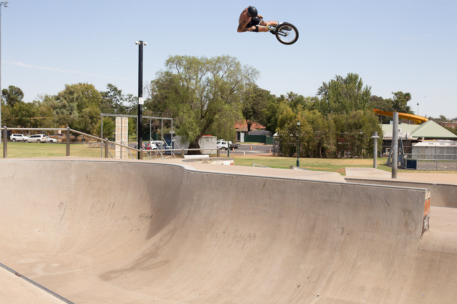 Dylan Lewis Back Bone BMX Dubbo Skatepark