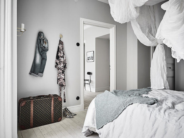 Un appartamento svedese con una camera da sogno