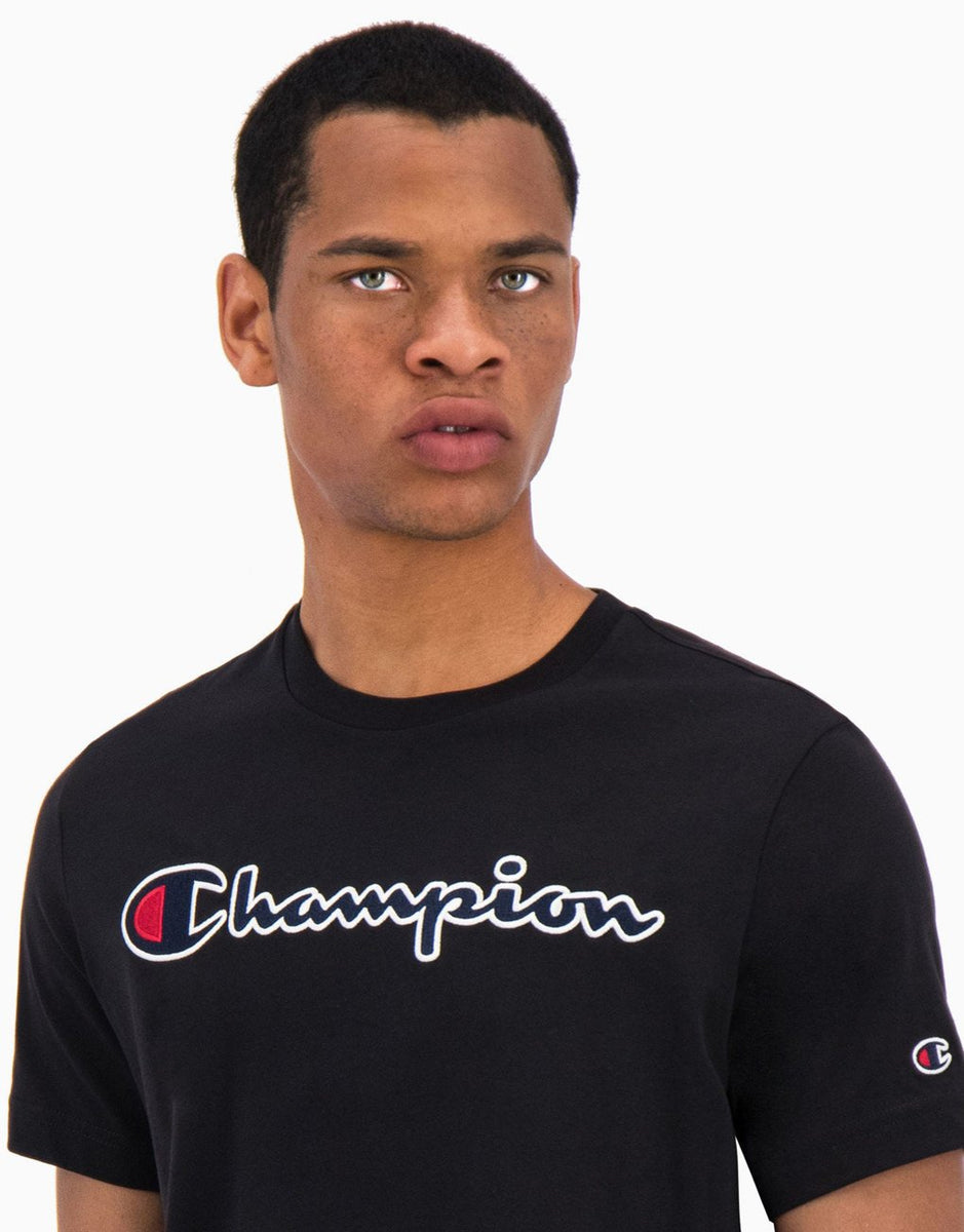 Champion Satin Stitch Logo T-Shirt Black – Stillo
