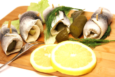Katerfrühstück: Rollmops mit Zitrone