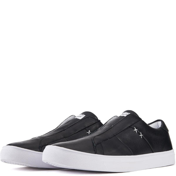 Men: Appian Black Leather Sneakers