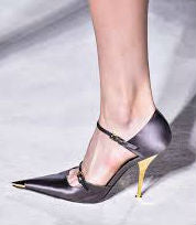 ic: This pointed-toe adds inches to the foot
