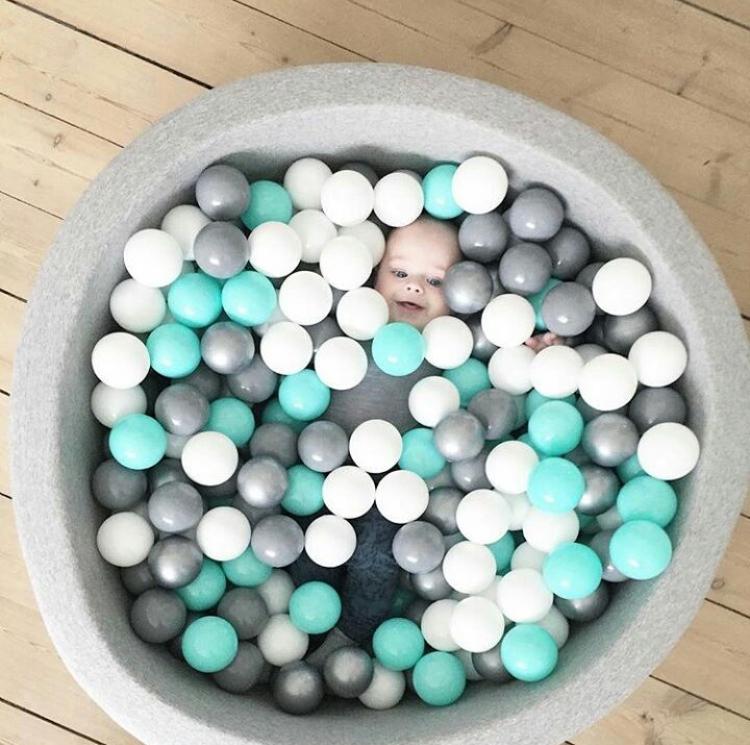 Ball Pit - LIGHT GREY - Choose your ball colours - Scandibørn