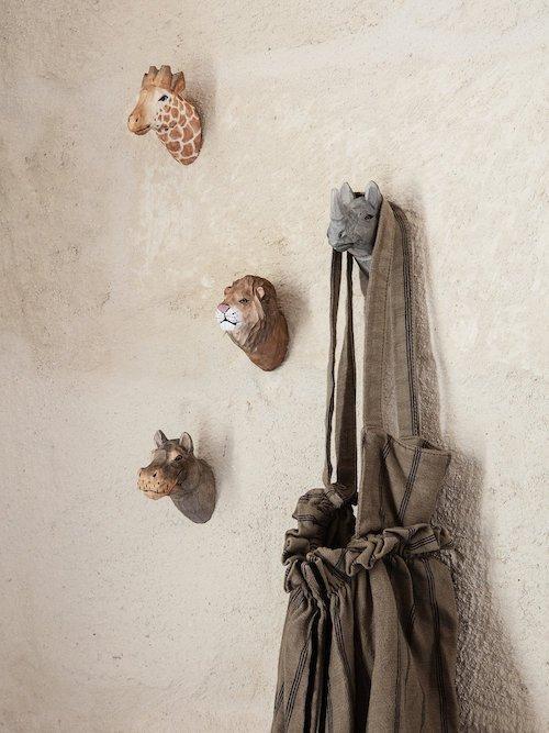 Ferm Living Carved Animal Wall Hooks - Lion - Scandibørn