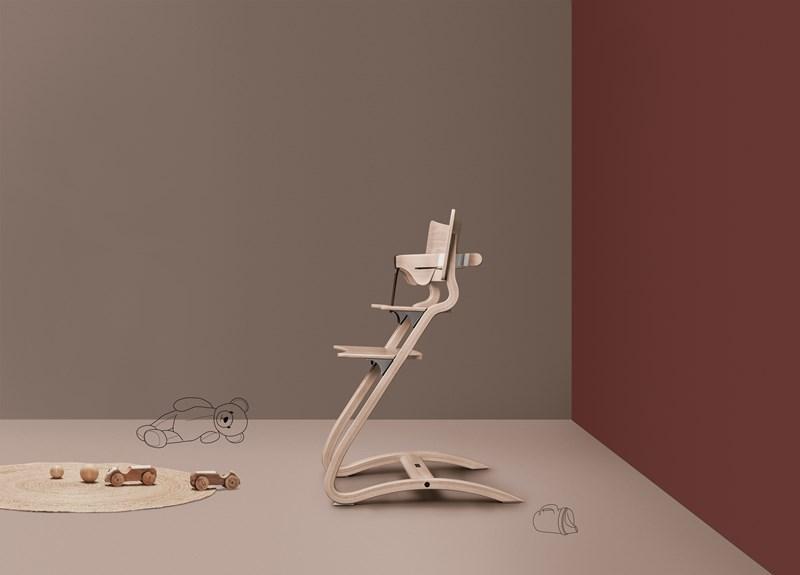 Leander High Chair with Safety Bar - Natural - Scandibørn