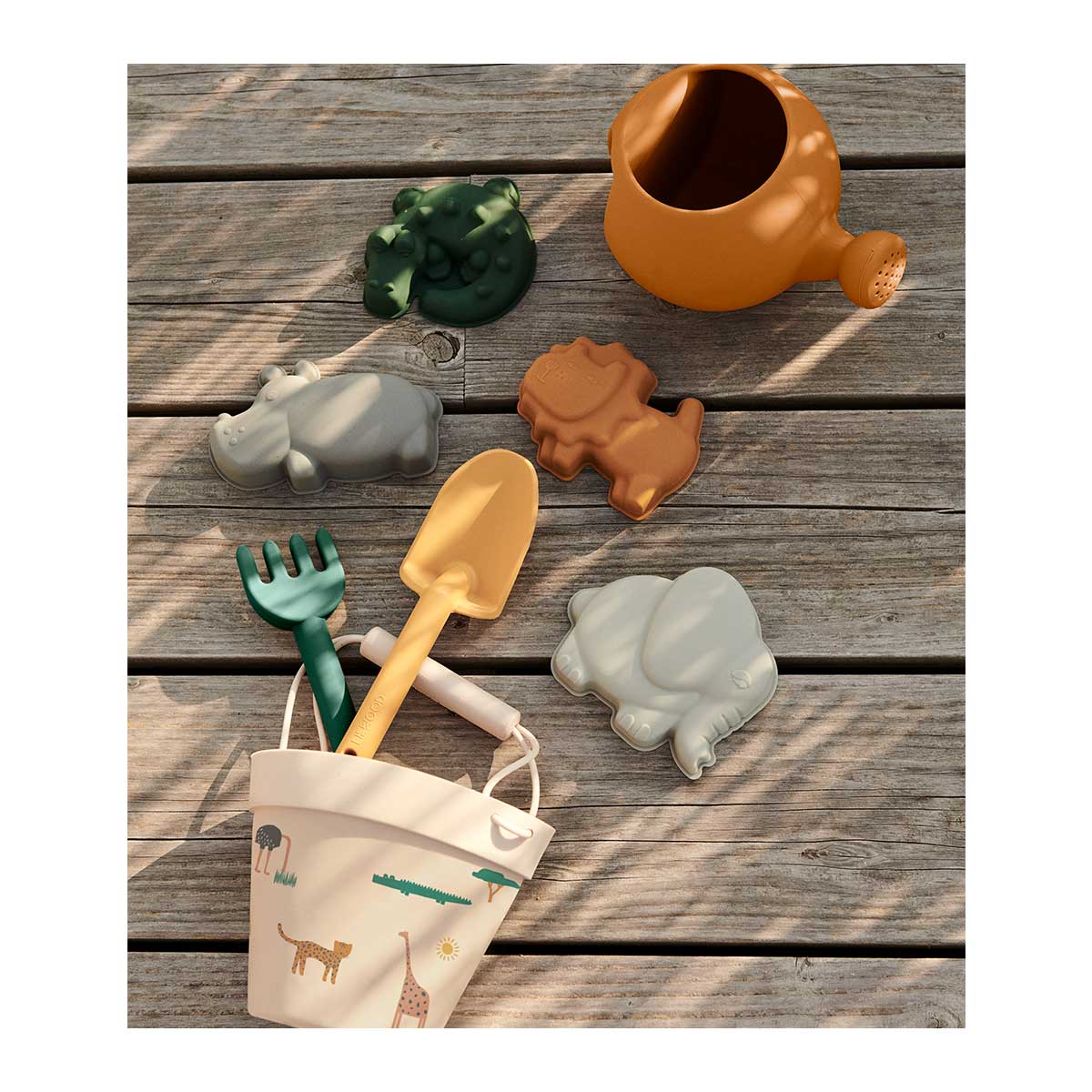 Liewood Florence Beach and Garden Set - Safari - Scandibørn