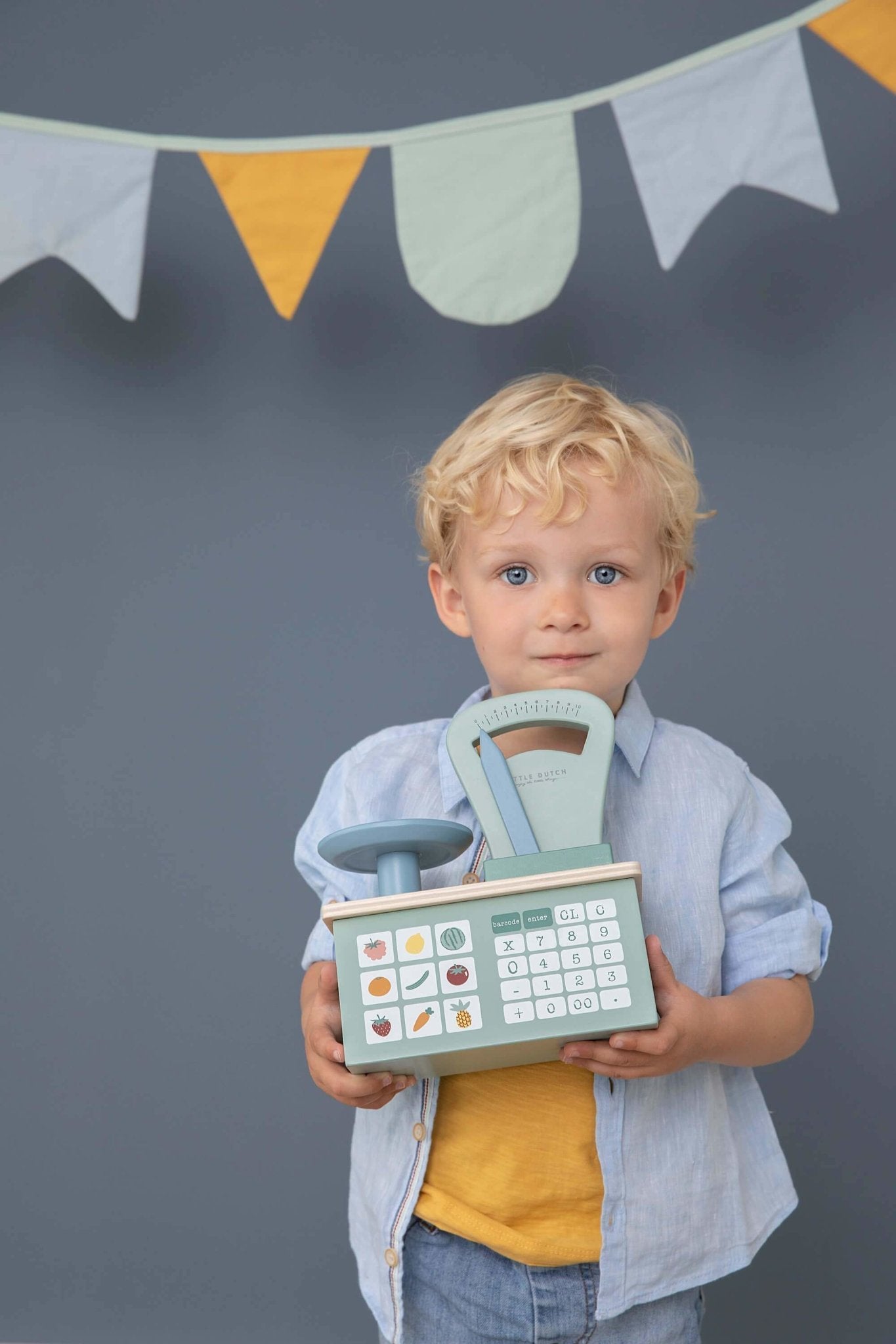 Little Dutch Weighing Scales - Scandibørn