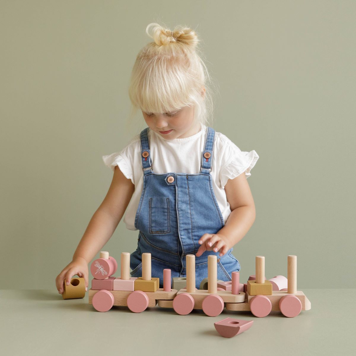 Little Dutch Wooden Stacking Train in Wild Flowers - Scandibørn