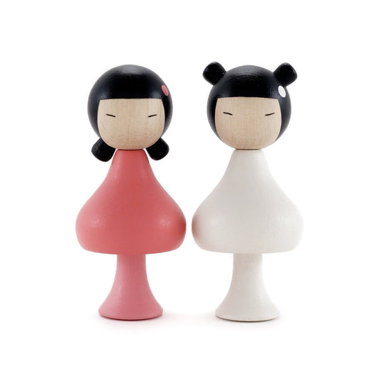 Clicques - Sara and Ichika Wooden Figurines