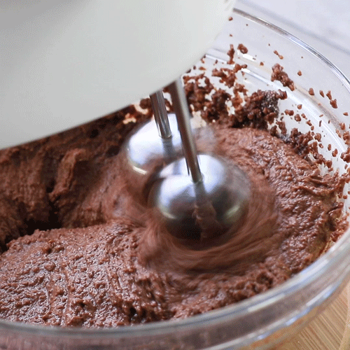 low calorie brownie mix mixing 