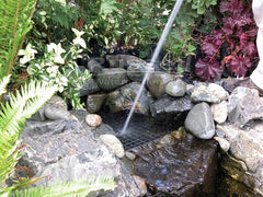 Manual cleaning of a Hydro Vortex™  waterfall filter.