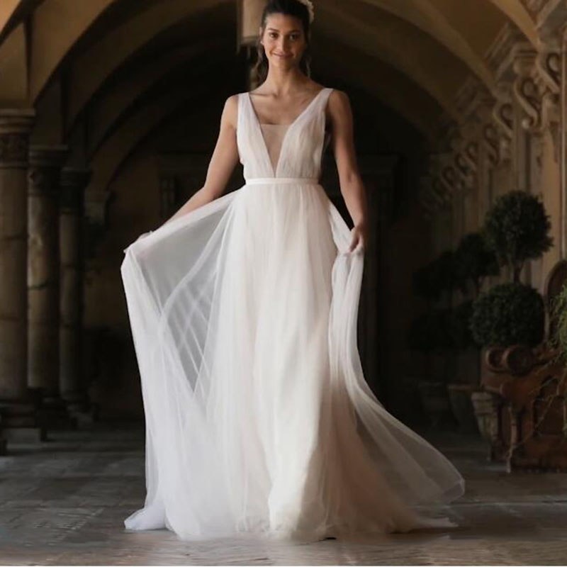 Lorie Beach Wedding Dress 2019 V Neck Lace Appliques A Line Princess