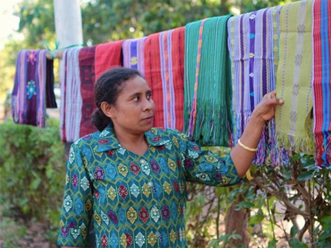 Ikat Indonesia Fair Trade