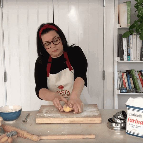 pasta evangelists - how to make ravioli - kneading the dough