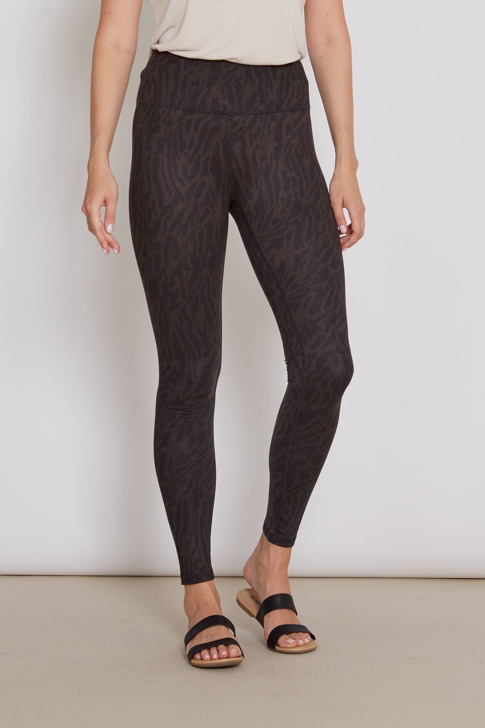 Andia Black Sheba Leggings
