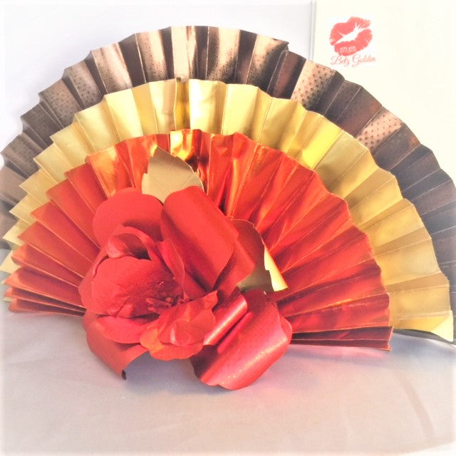 DIY Thanksgiving Centerpiece with Rinea Foiled Paper