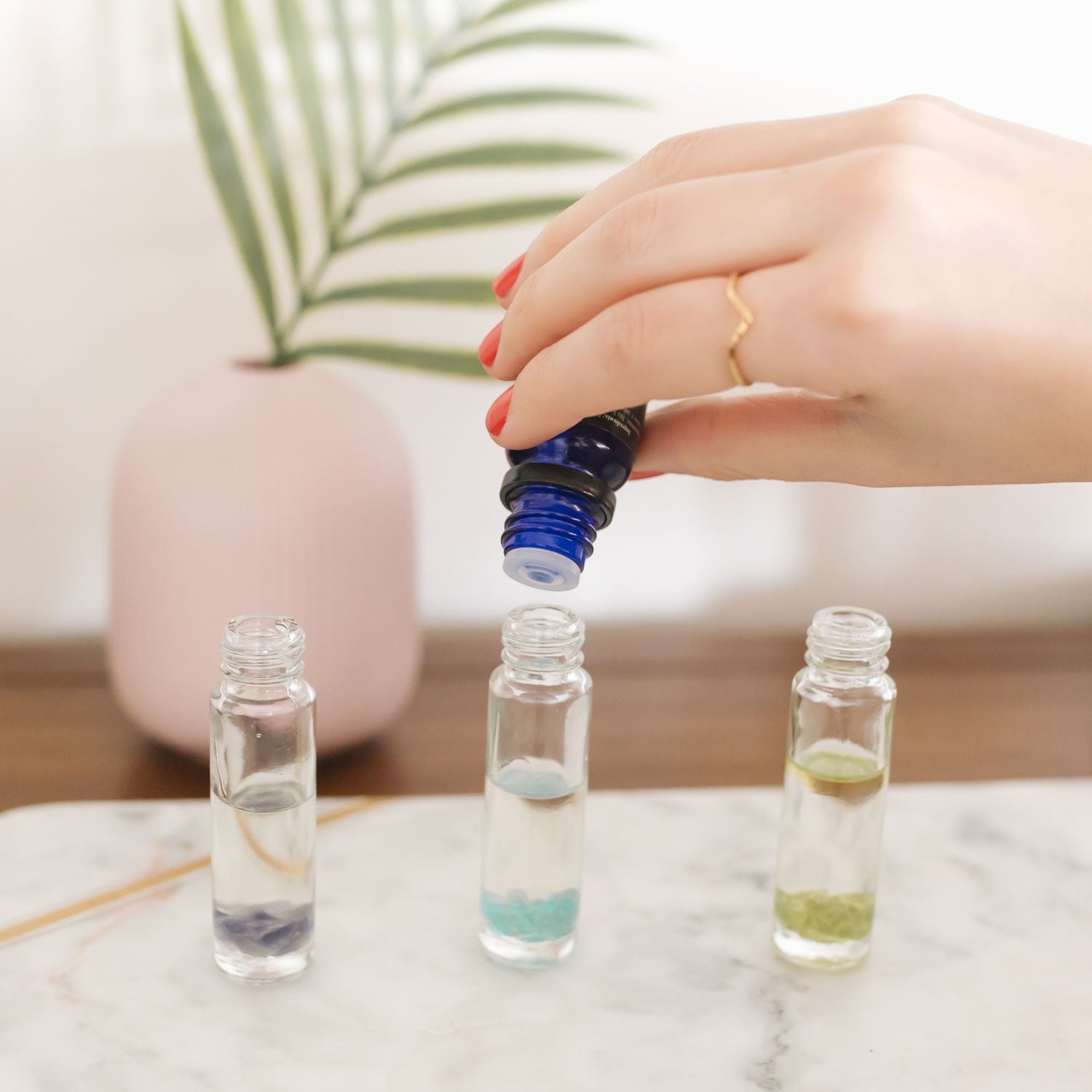 Make your own essential oil blends by Dani Barbe