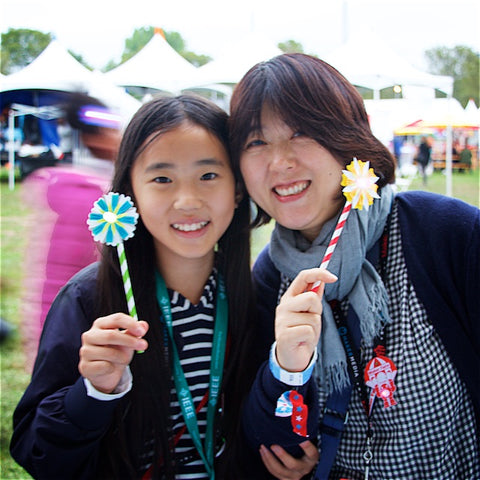 TechnoChic DIY Flashy Flowers Instructions