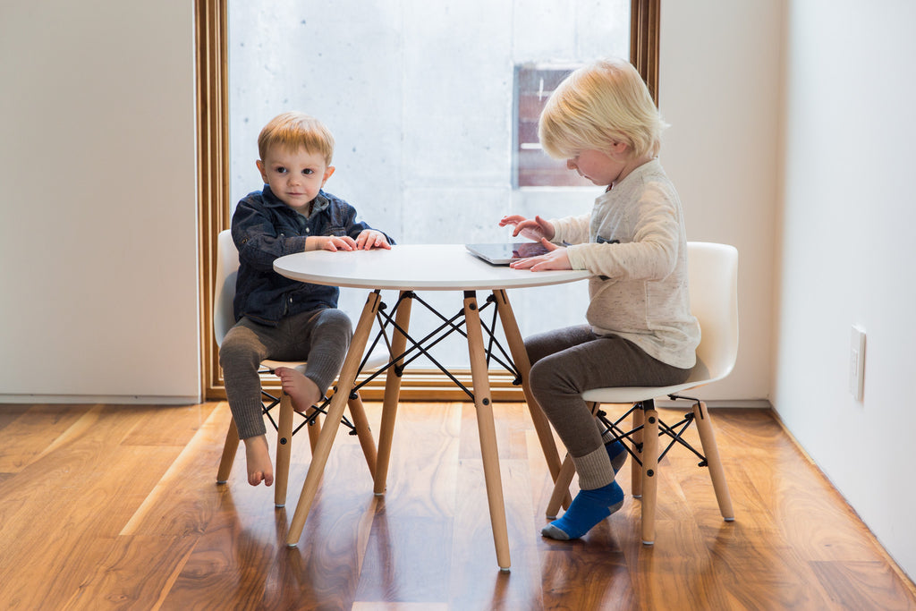 eames style childrens table and chairs