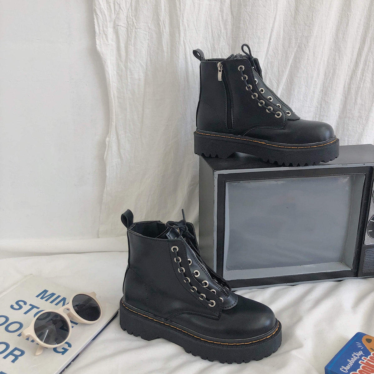 dr martens zipper