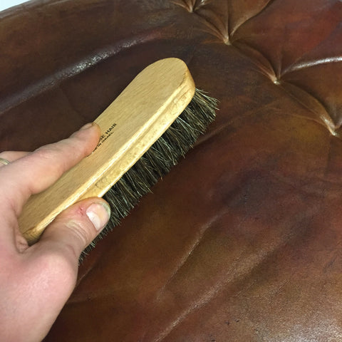 Horsehair brush, oiling leather 