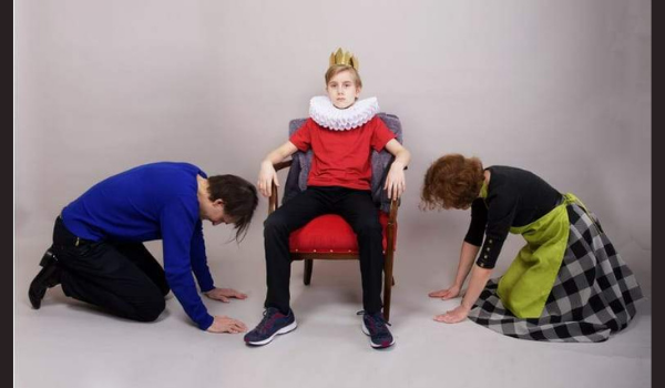 Elite junior athletes – do they really exist?