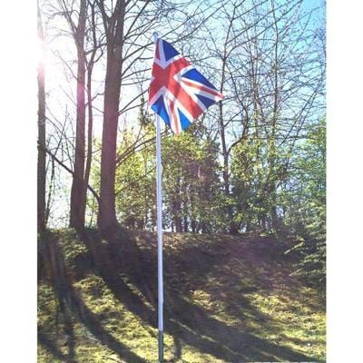 www.flagsandflagpoles.co.uk