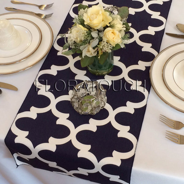 damask table runner