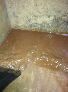 Cistern cleaning example - shoveling mud before!