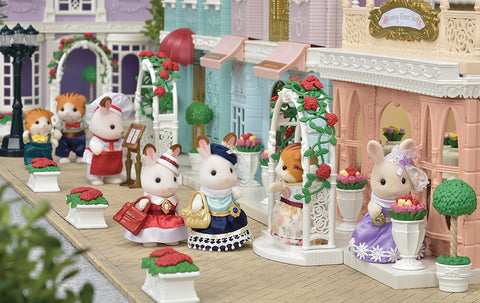 Sylvanian Families townscape scene on streets