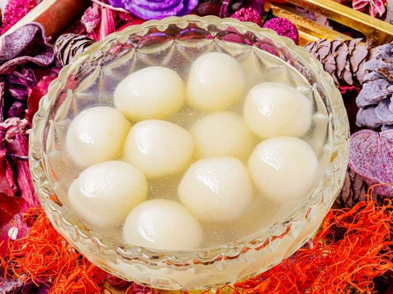 Rehmat-e-Shereen Rasgulla