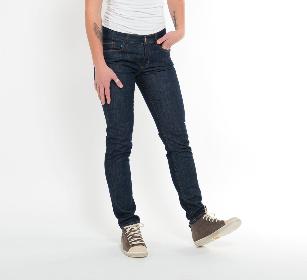 Damenjeans in fairer Produktion von fairjeans - Shopify.de