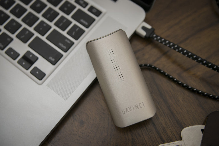 DaVinci IQ vaporizer