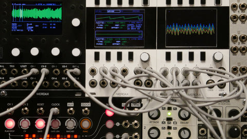 patchable modular synthesizer